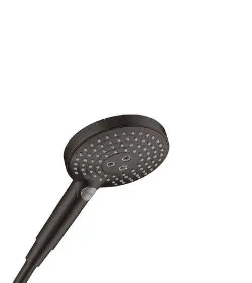 Handbrause in Mattschwarz mit runder Form und mehreren Düsen. Das Design von Hansgrohe ermöglicht verschiedene Strahlarten.